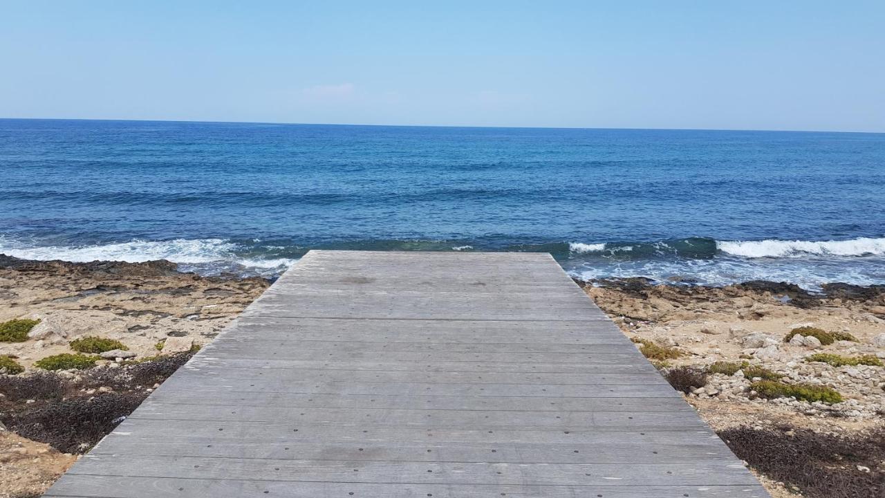 Dahan Sirena Lighthouse Luxury Apartment Paphos Exterior foto
